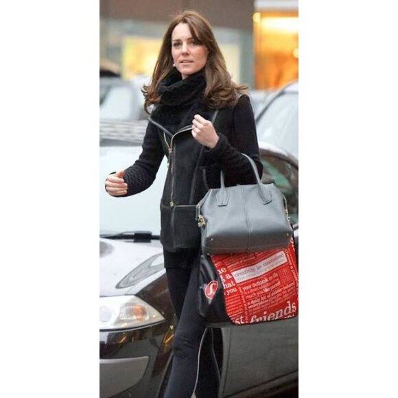 RARE Tod's D-Bag Styling Suede Navy Blue Top Handle Medium Handbag Bauletto - Picture 13 of 13